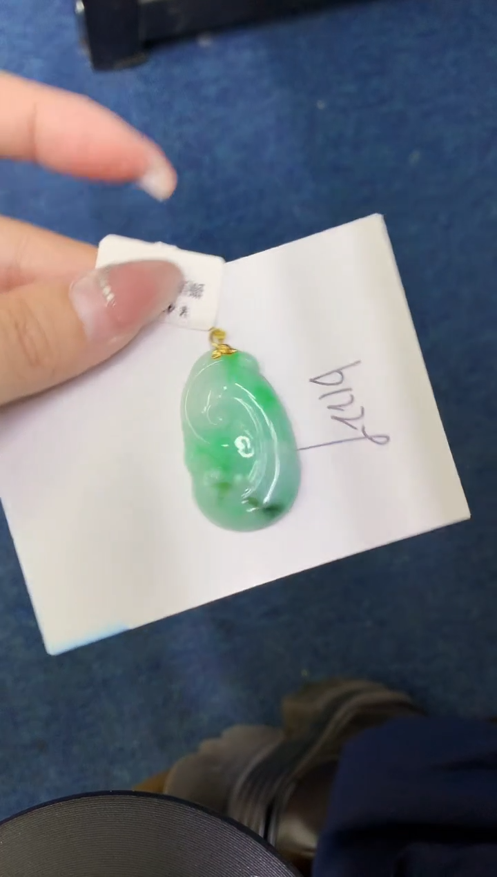 【闪购商品】翡翠颈饰18K金镶嵌0000000000