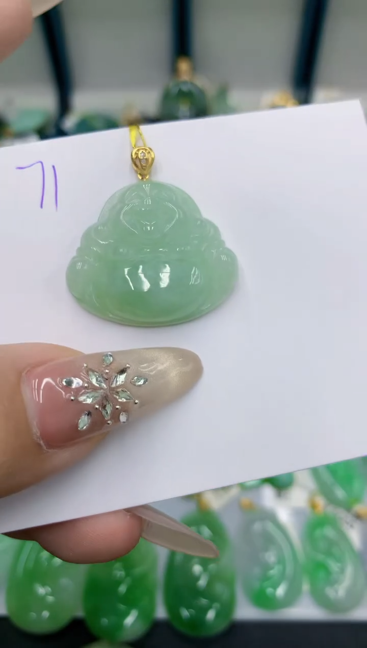 翡翠未镶嵌颈饰111111111111111