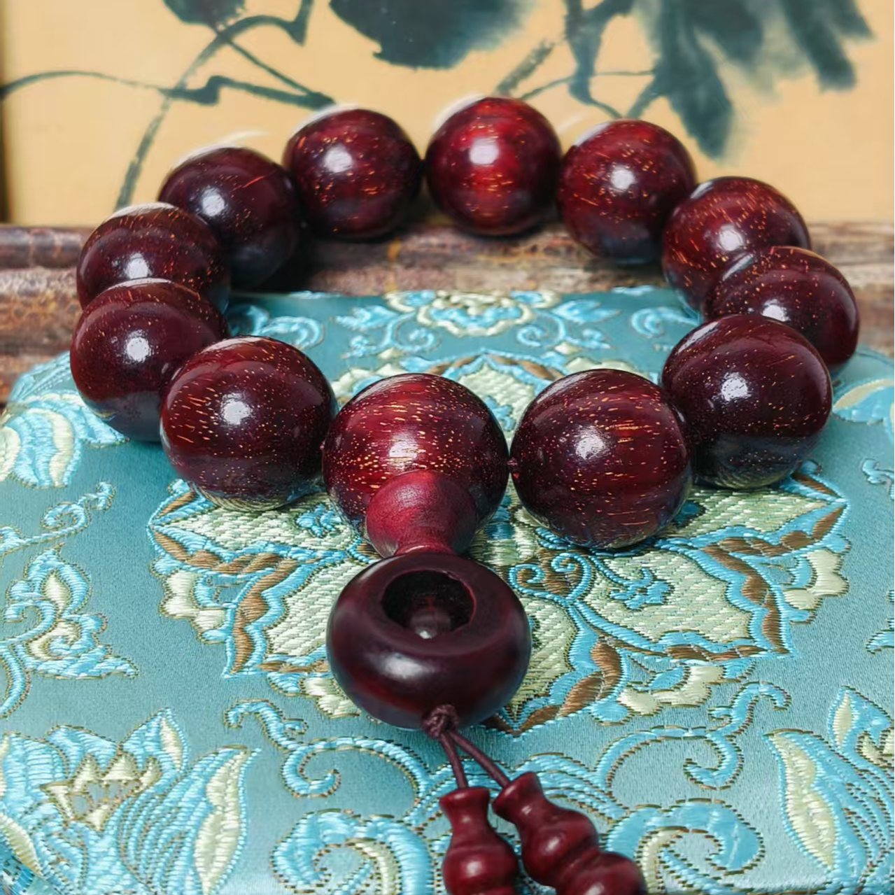 陆国风复古红珠手串