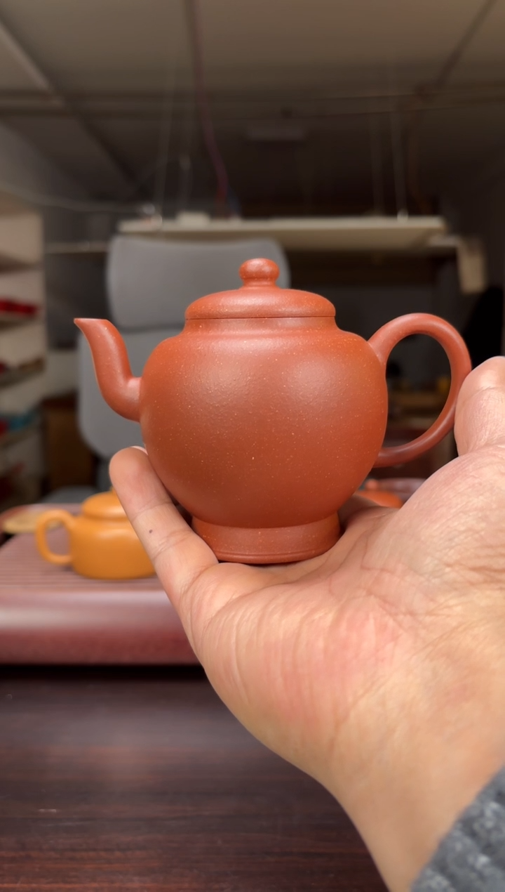 茶壶紫砂红降坡全手工南洲高仕230毫升