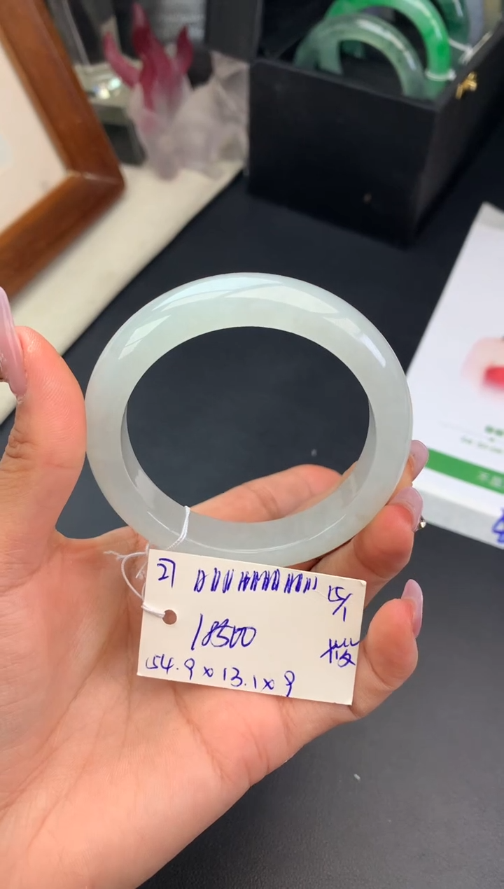 【闪购商品】翡翠手镯未镶嵌手镯