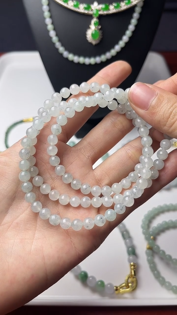 未镶嵌定制翡翠淡淡的冰乌鸡长串珠串卡5.8