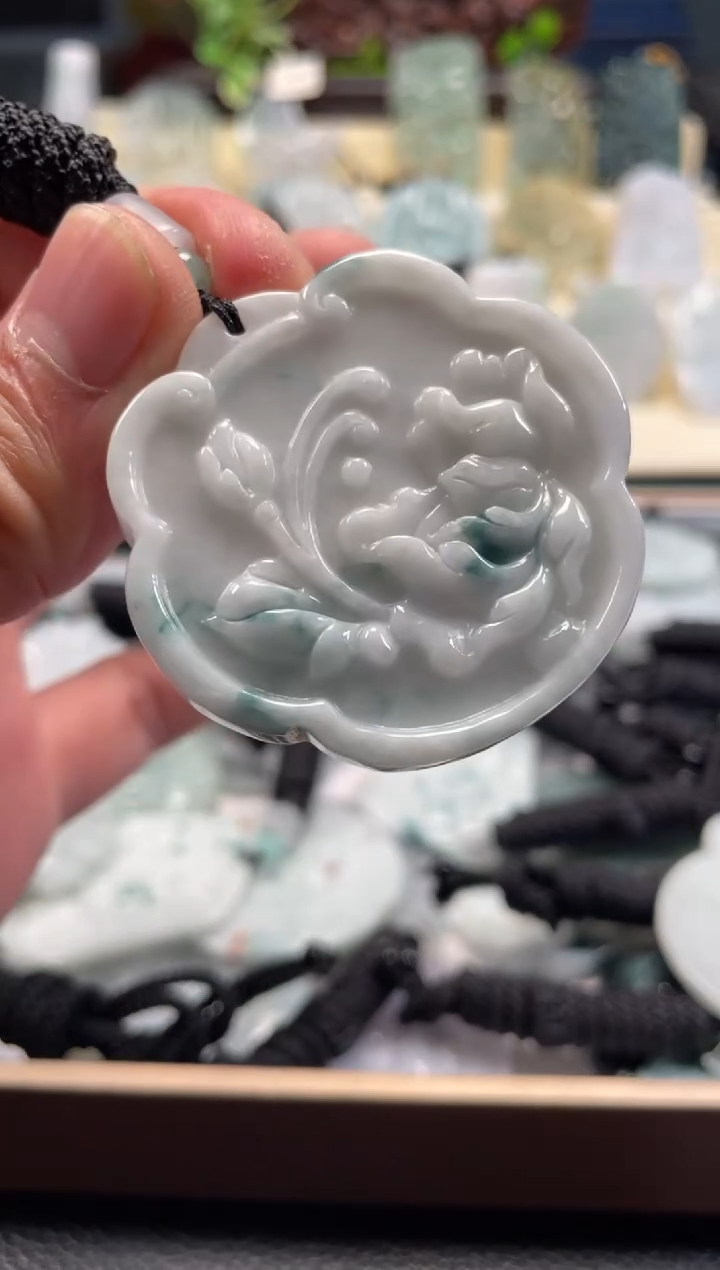 颈饰未镶嵌翡翠12/20/008