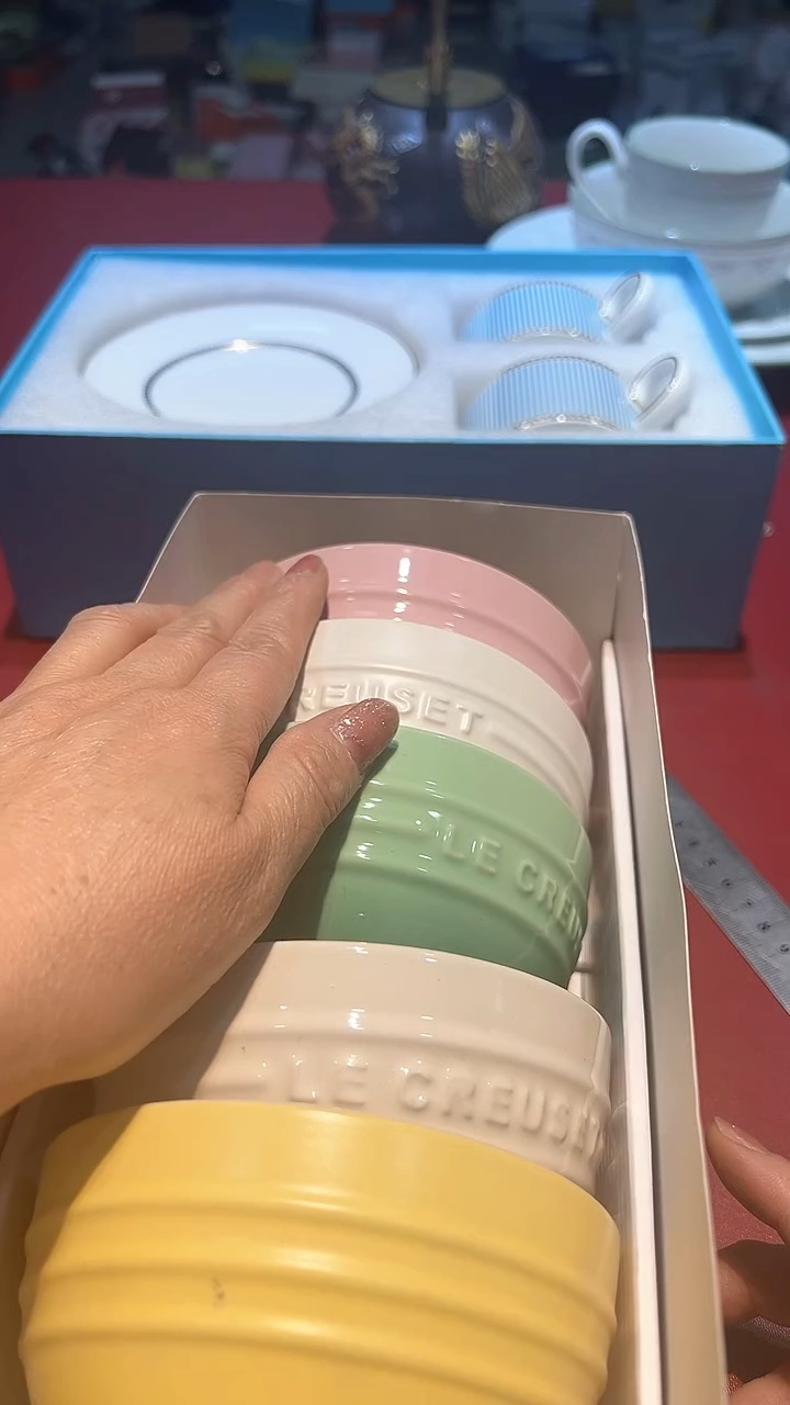 【闪购商品】瓷片锅碗瓢盆一件不剩