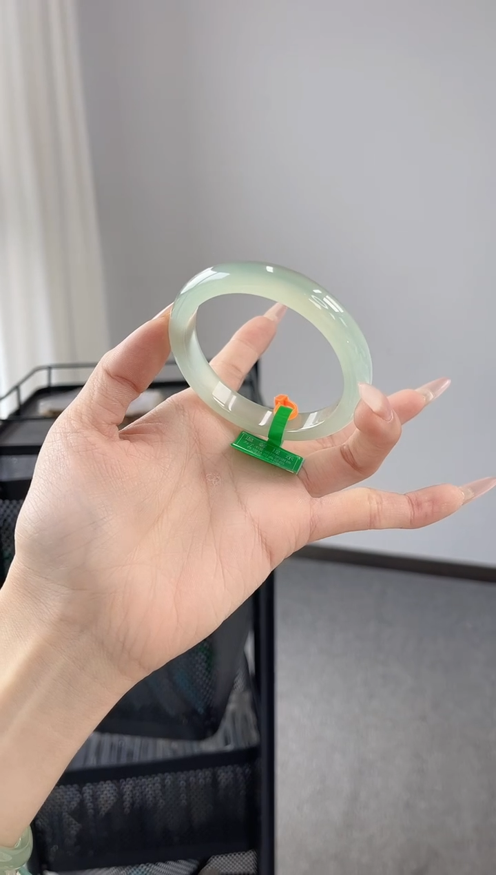 【闪购商品】玛瑙/玉髓手镯未镶嵌55-56圈