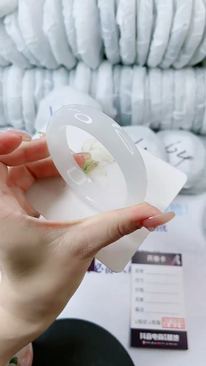 【闪购商品】石英质玉手镯未镶嵌1051968627-多样性发货