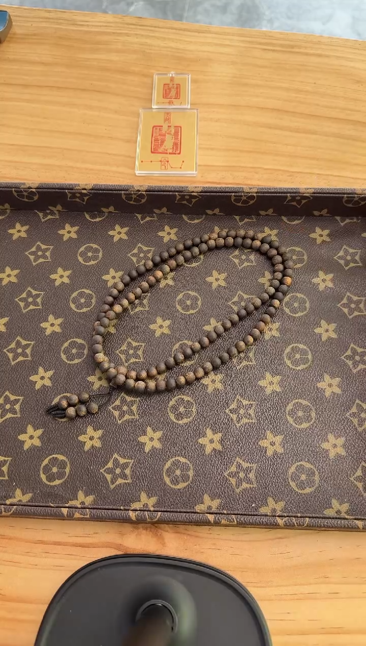 【闪购商品】沉香吊坠沉水0.7圆珠多圈24g+