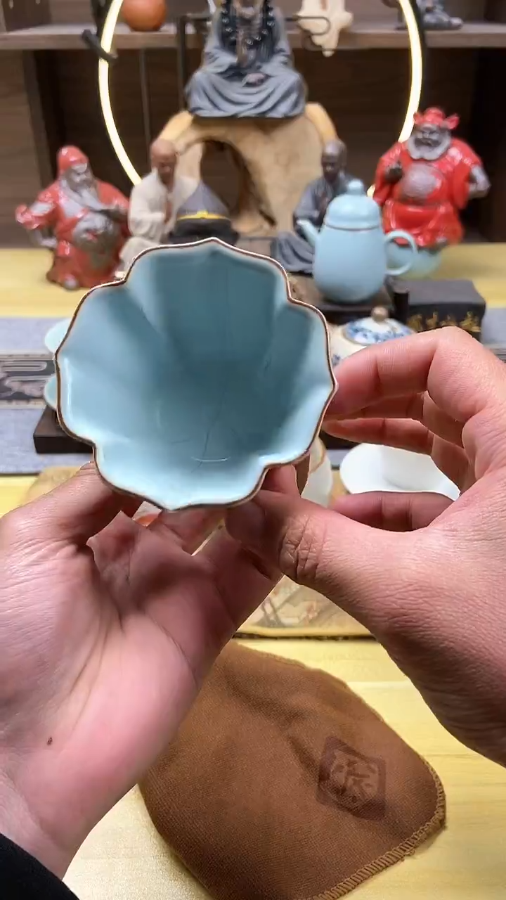 【闪购商品】其他s汝窑花瓣杯一个