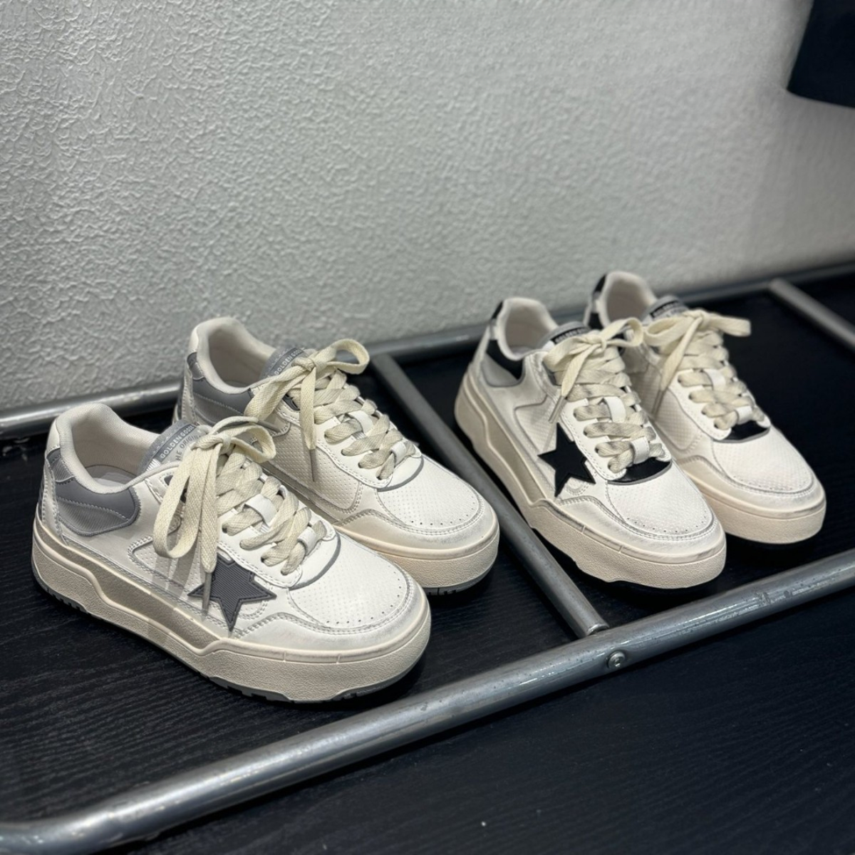 2025年春季新款厚底做旧脏脏鞋真皮休闲板鞋女时尚百搭星星小白鞋