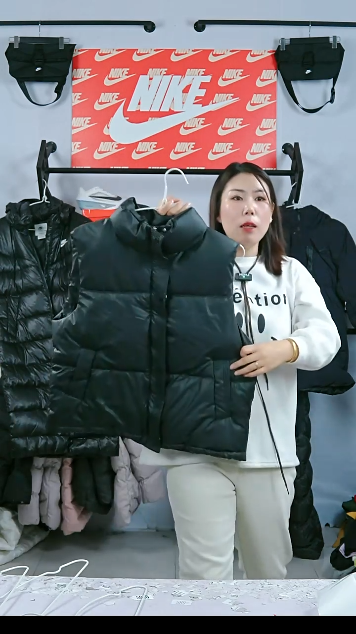2456闪购编码运动衣以直播间过品为准尺码XL