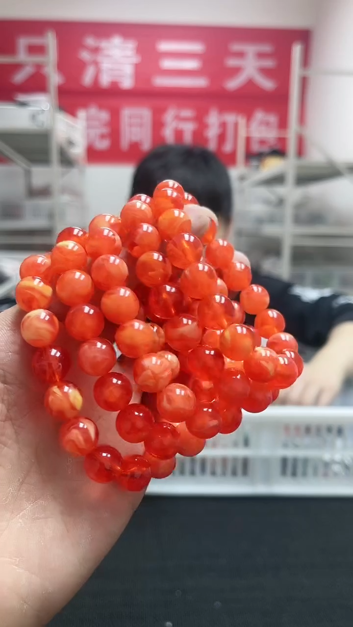 【闪购商品】蜜蜡手链未镶嵌精美手串70