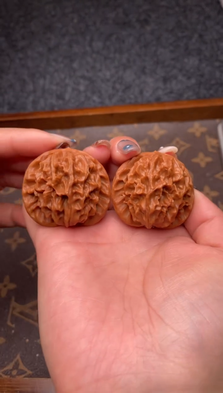 把件文玩核桃B196号42尺龙鳞