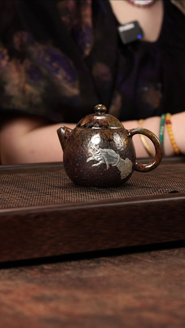 茶壶紫砂62 佛手龙蛋  崖柏木柴烧