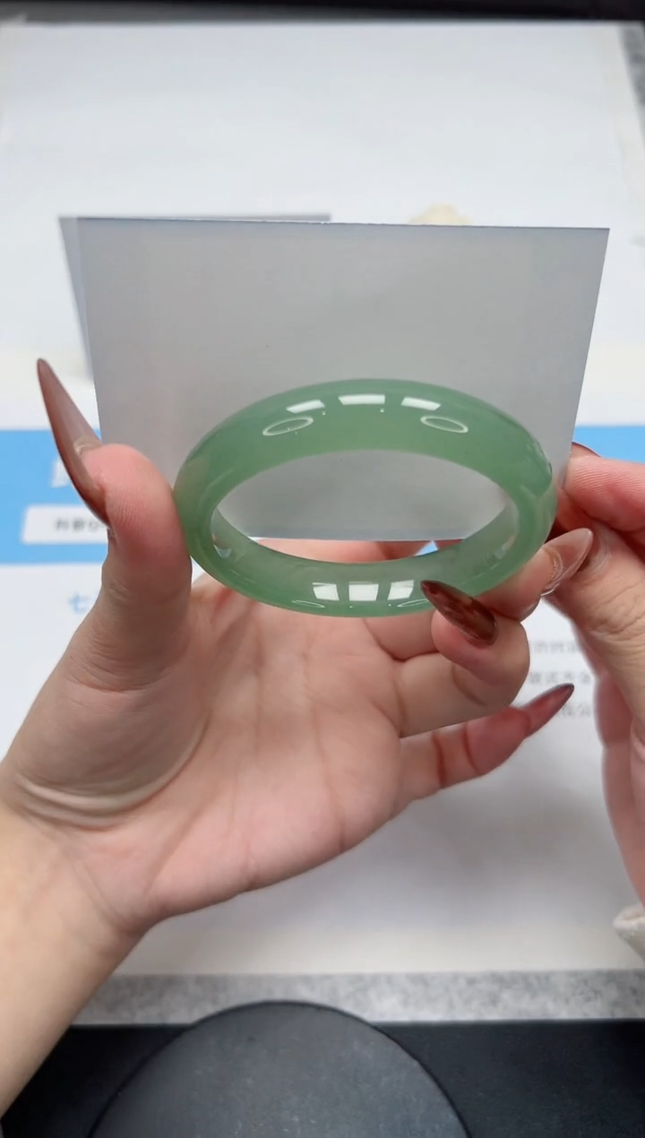 【闪购商品】石英质玉手镯未镶嵌202/55.4东陵