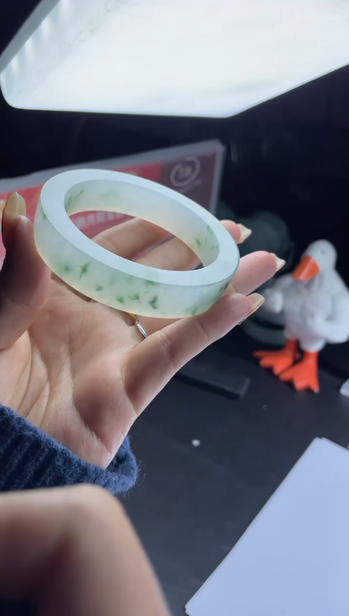 【闪购商品】定制翡翠手镯未镶嵌手镯DDQ/发一件