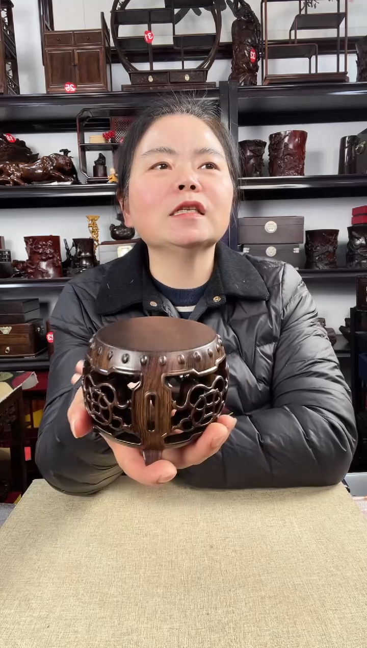 木新鼓老李红木工艺品