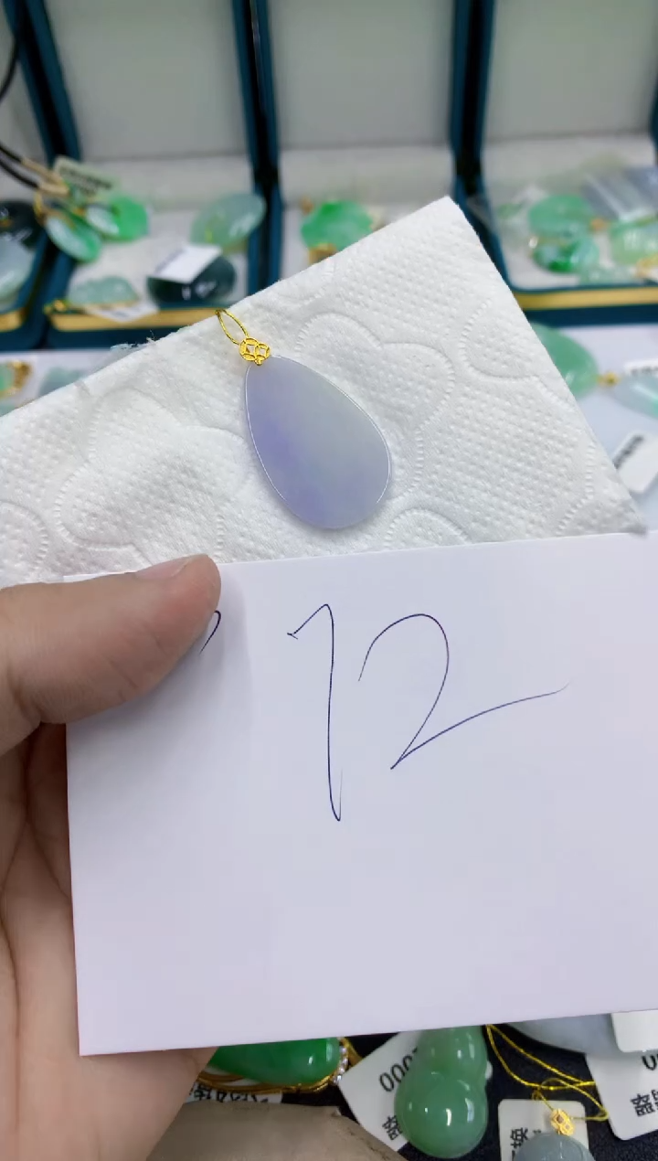 颈饰18K金镶嵌翡翠11111111