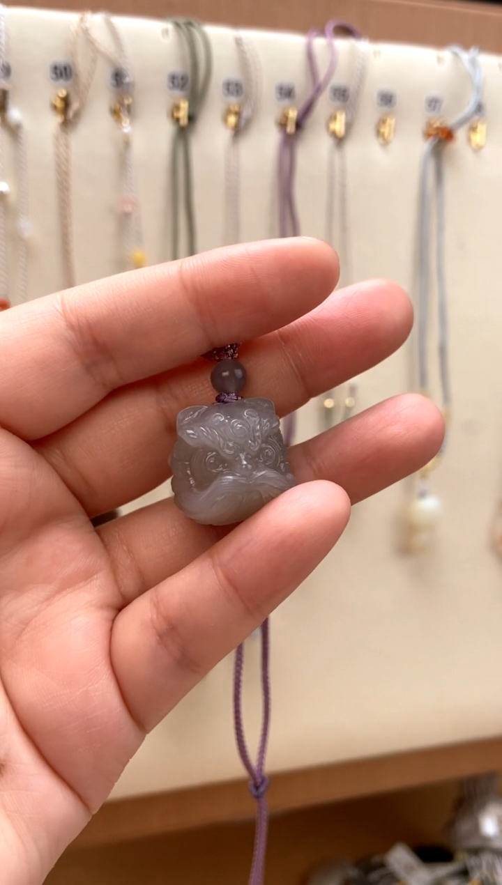 【闪购商品】和田玉颈饰未镶嵌小醒狮吊坠