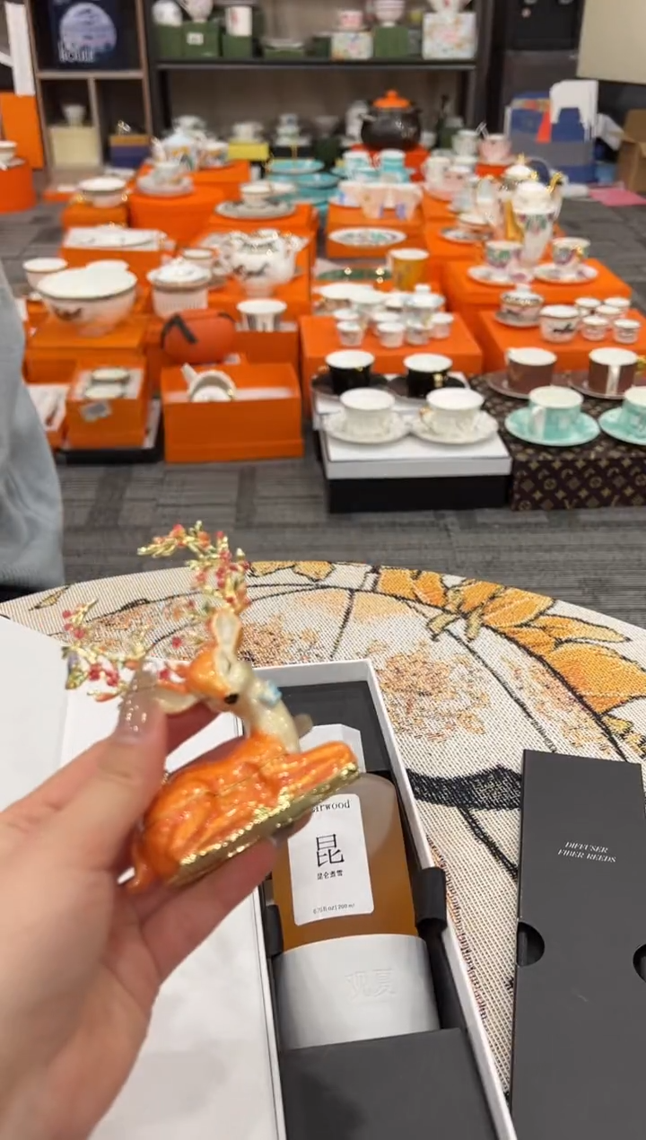 【闪购商品】杯000昆--------------