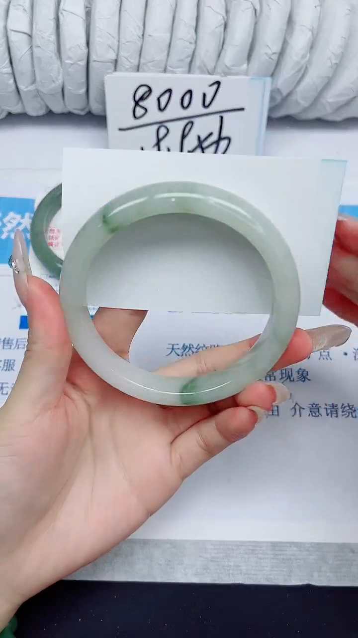 石英质玉手镯未镶嵌188/64