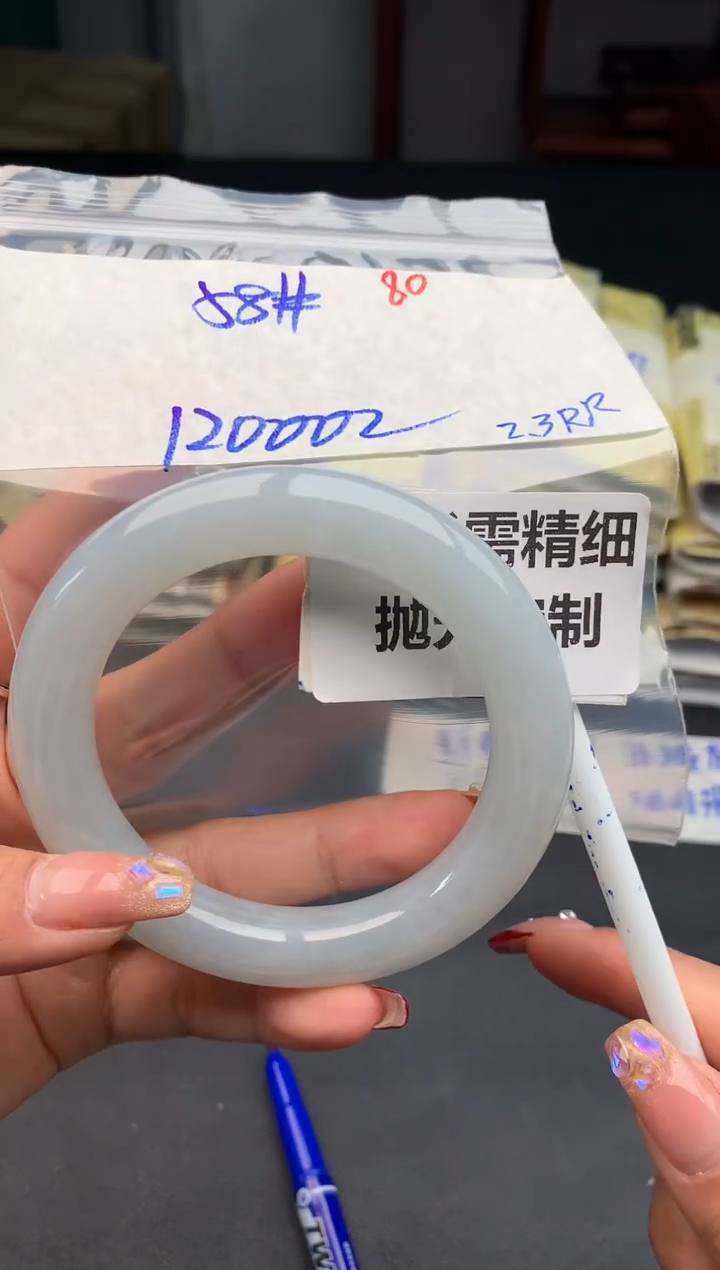 【闪购商品】定制翡翠未镶嵌80毛货需精细抛光多样性1件12000元