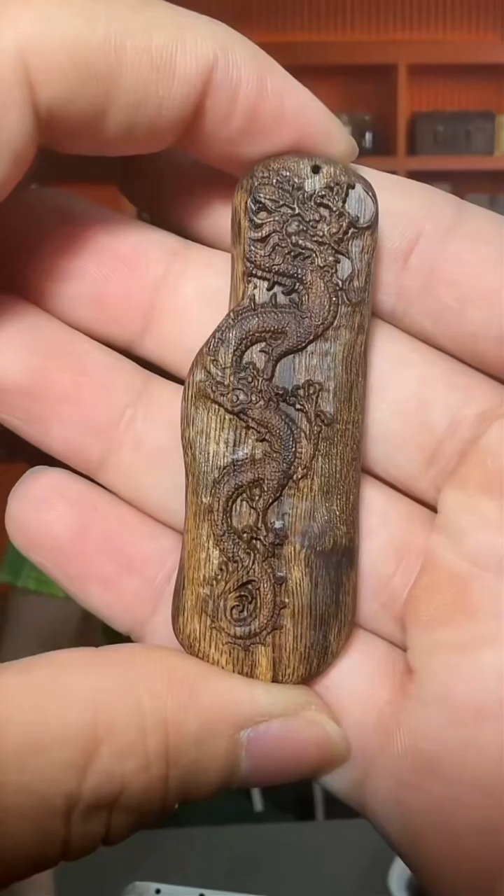 沉香吊坠299号生肖龙多样性发一