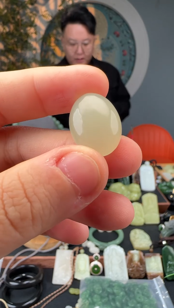 颈饰未镶嵌和田玉和田玉