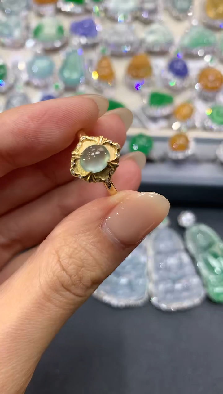 【闪购商品】翡翠戒指18K金镶嵌w86