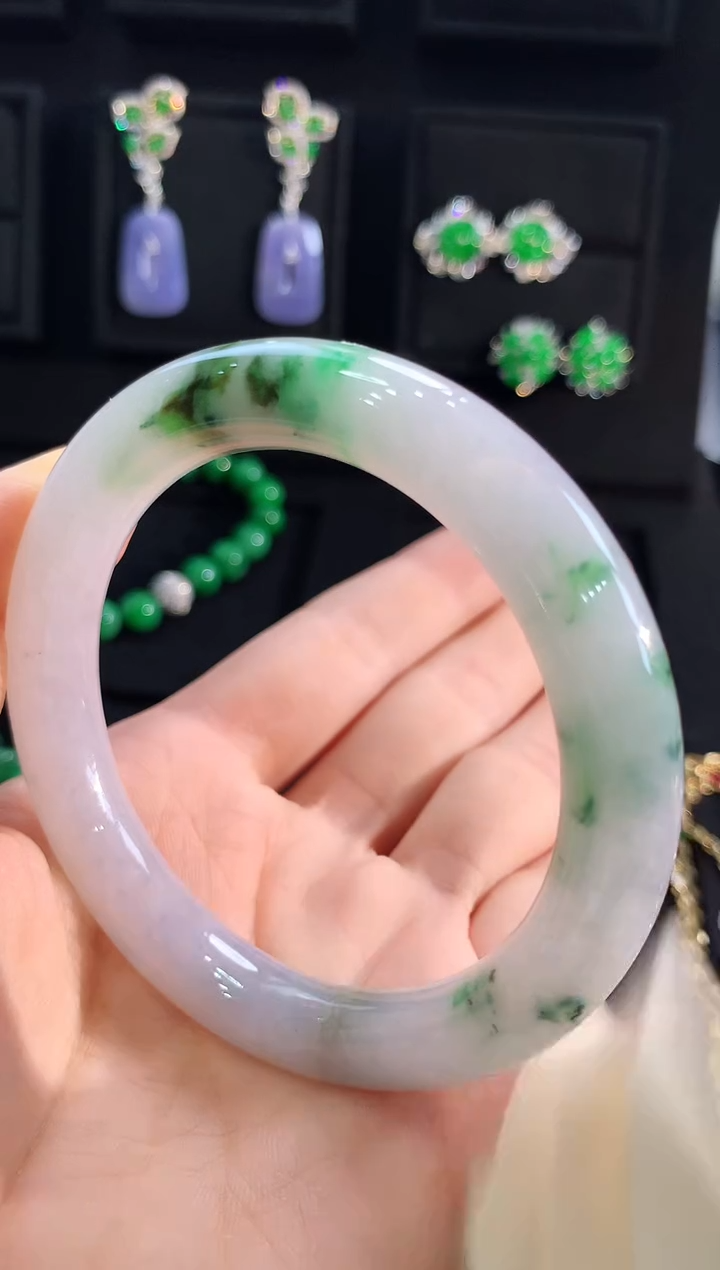 【闪购商品】翡翠手镯未镶嵌手镯55.3