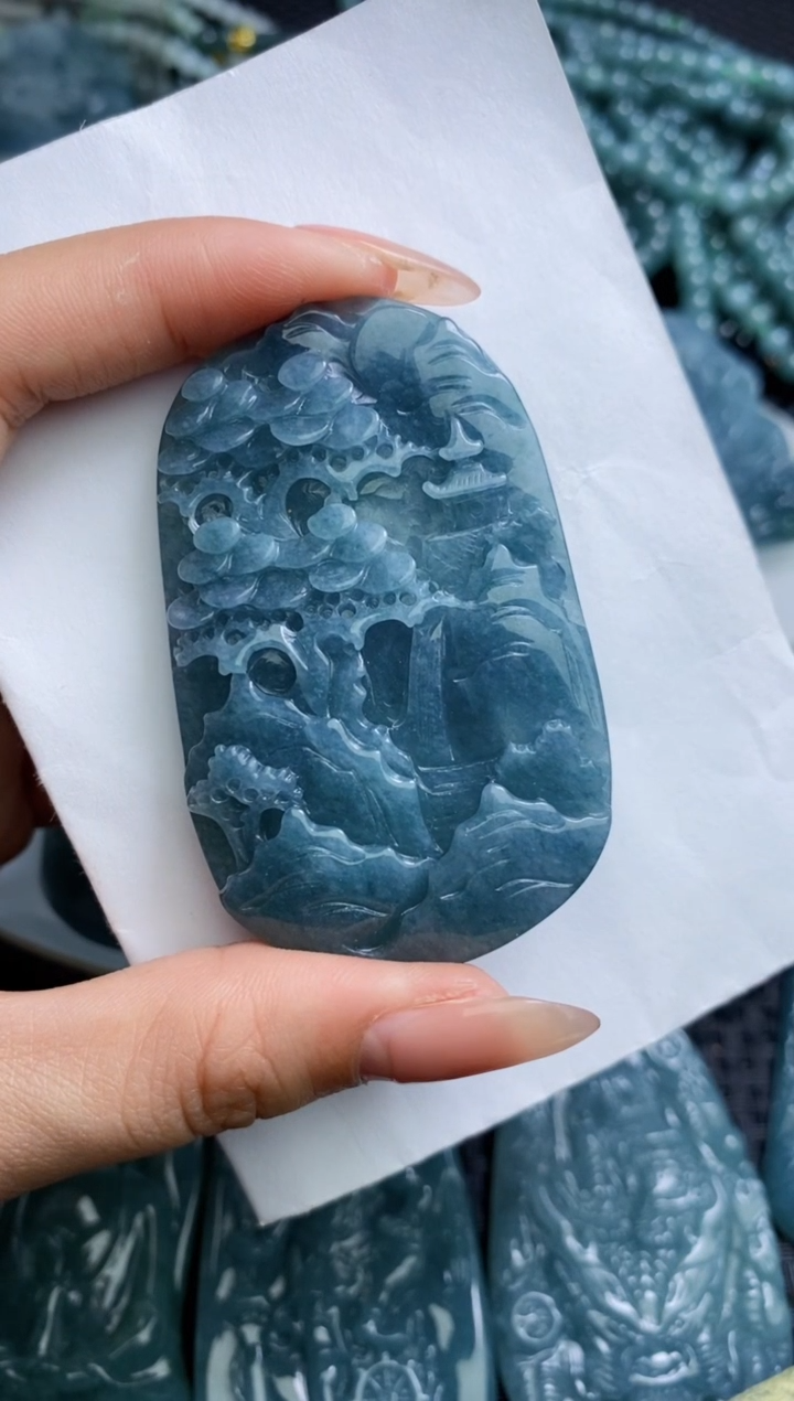 【闪购商品】翡翠颈饰未镶嵌