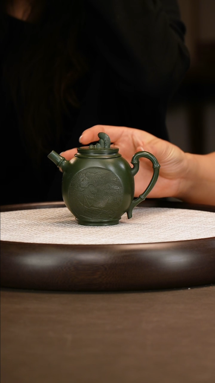 王洪君 竹韵 景舟绿泥 270c/壶承/云根墨宝/杯