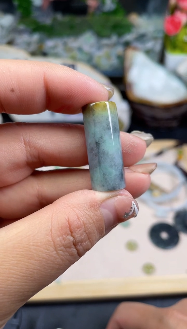 【闪购商品】翡翠颈饰未镶嵌天然翡翠77