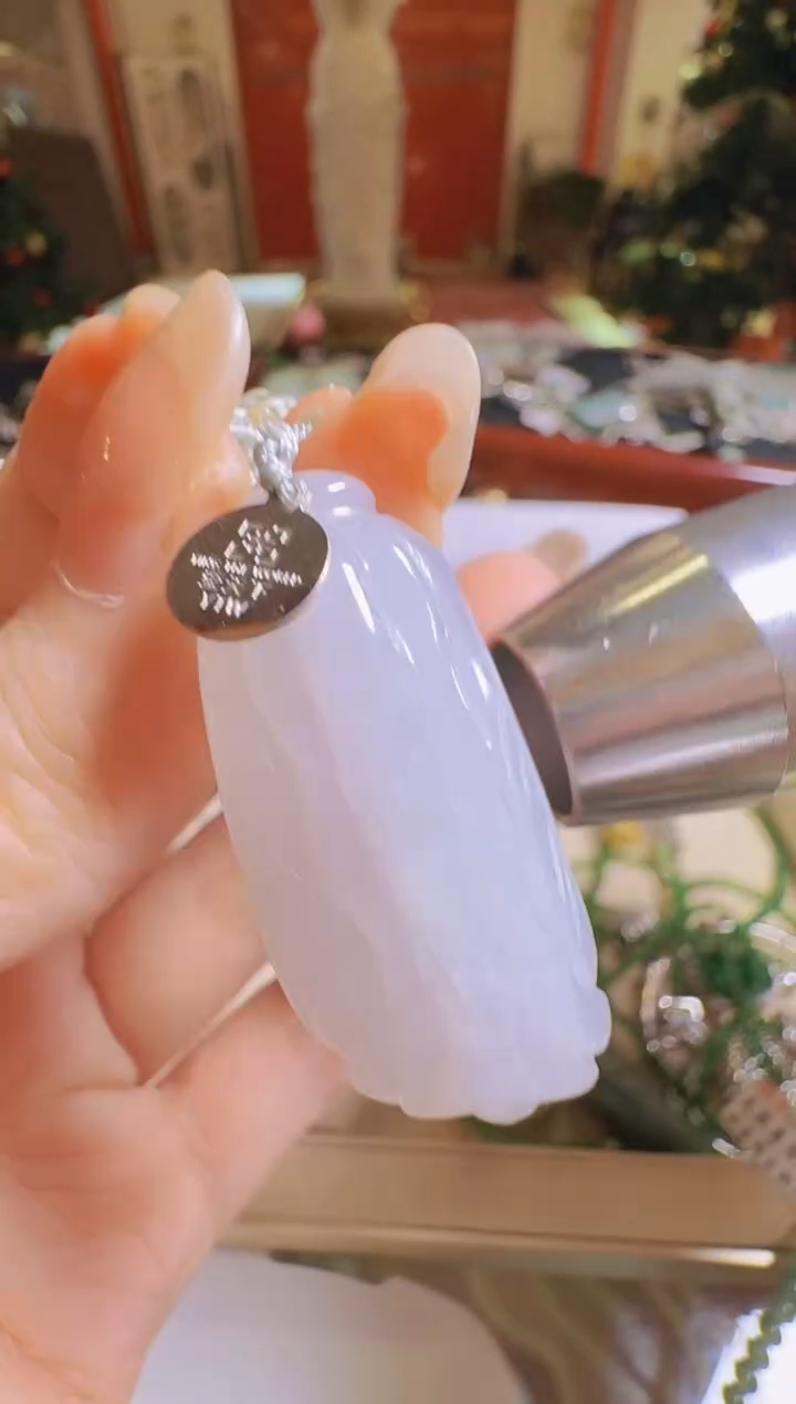 【闪购商品】翡翠吊坠(不含链)未镶嵌翡翠