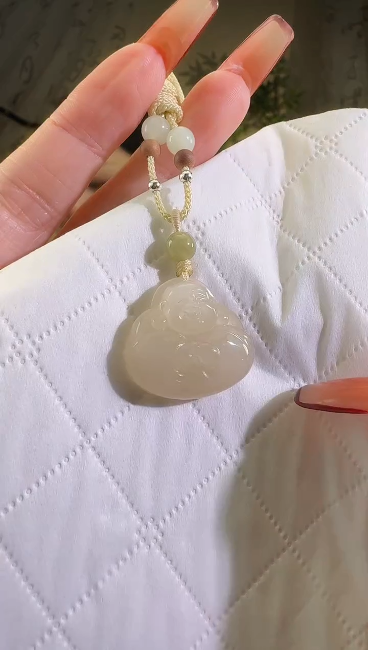 【闪购商品】和田玉颈饰未镶嵌藕粉抱抱佛