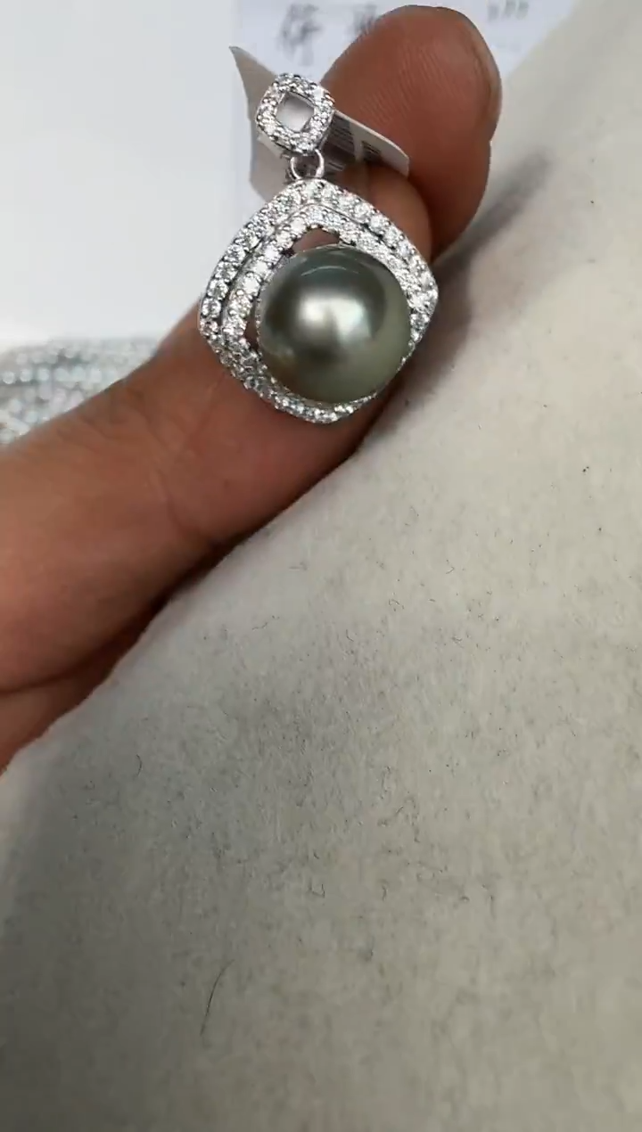 颈饰银S925镶嵌海水珍珠吊坠