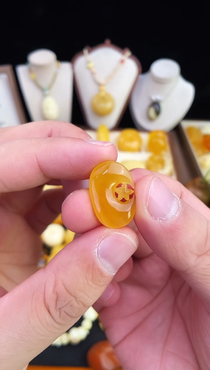 琥珀未镶嵌珠宝奇石柒月