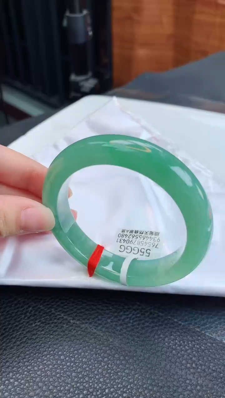 【闪购商品】翡翠手镯未镶嵌缅甸天然翡翠A货手镯
