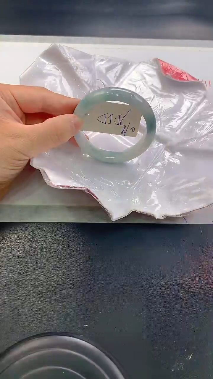 未镶嵌手镯翡翠210
