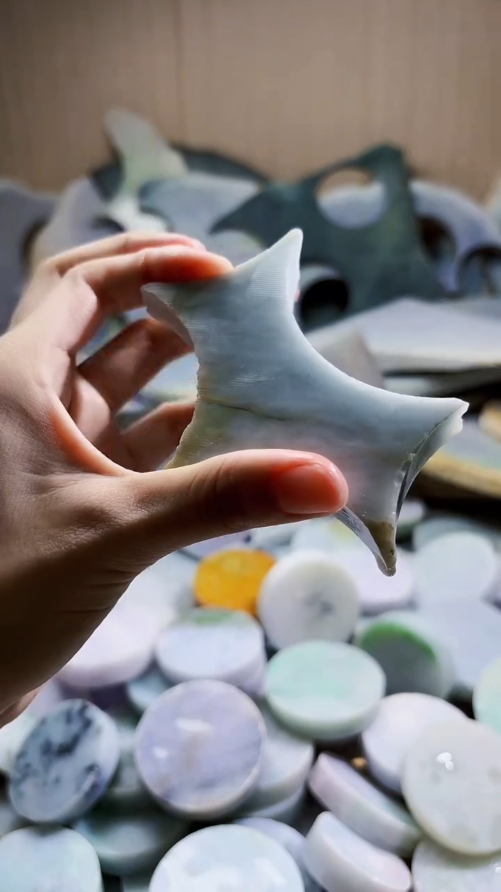 翡翠未镶嵌颈饰翡翠A货 温谭888