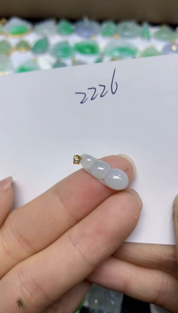 【闪购商品】翡翠挂件18K金镶嵌 天然翡翠A货