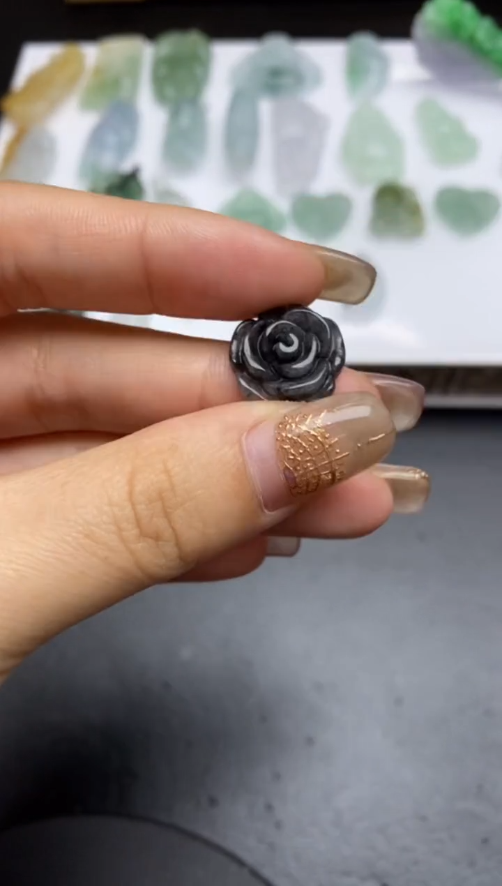 【闪购商品】定制翡翠未镶嵌翡翠毛货~多样性发一