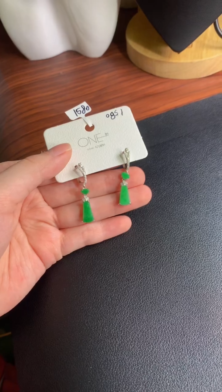翡翠银S925镶嵌耳饰翡翠