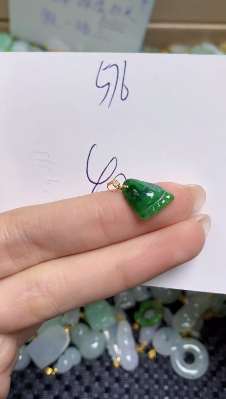 【闪购商品】翡翠颈饰18K金镶嵌天然缅甸A货翡翠