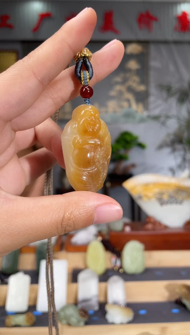 和田玉未镶嵌颈饰1