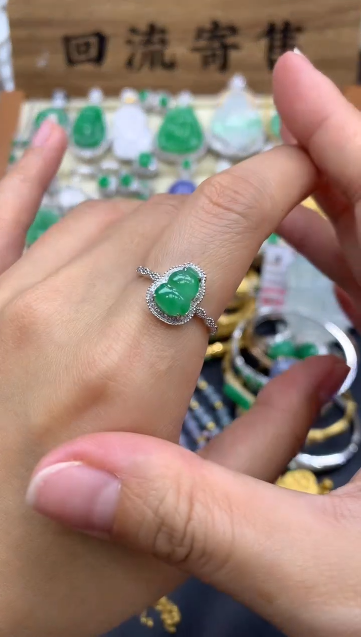 【闪购商品】翡翠戒指18K金镶嵌339-中国好珍宝