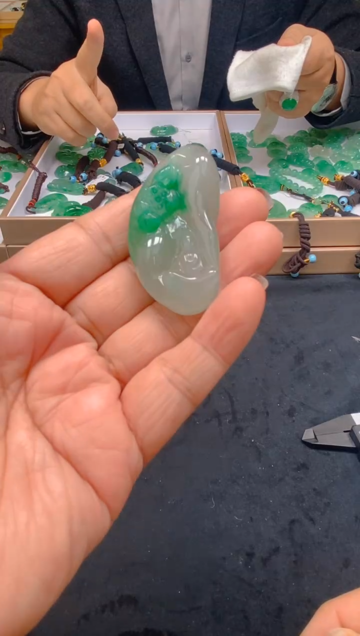 【闪购商品】石英质玉颈饰未镶嵌美人冰非洲翠028