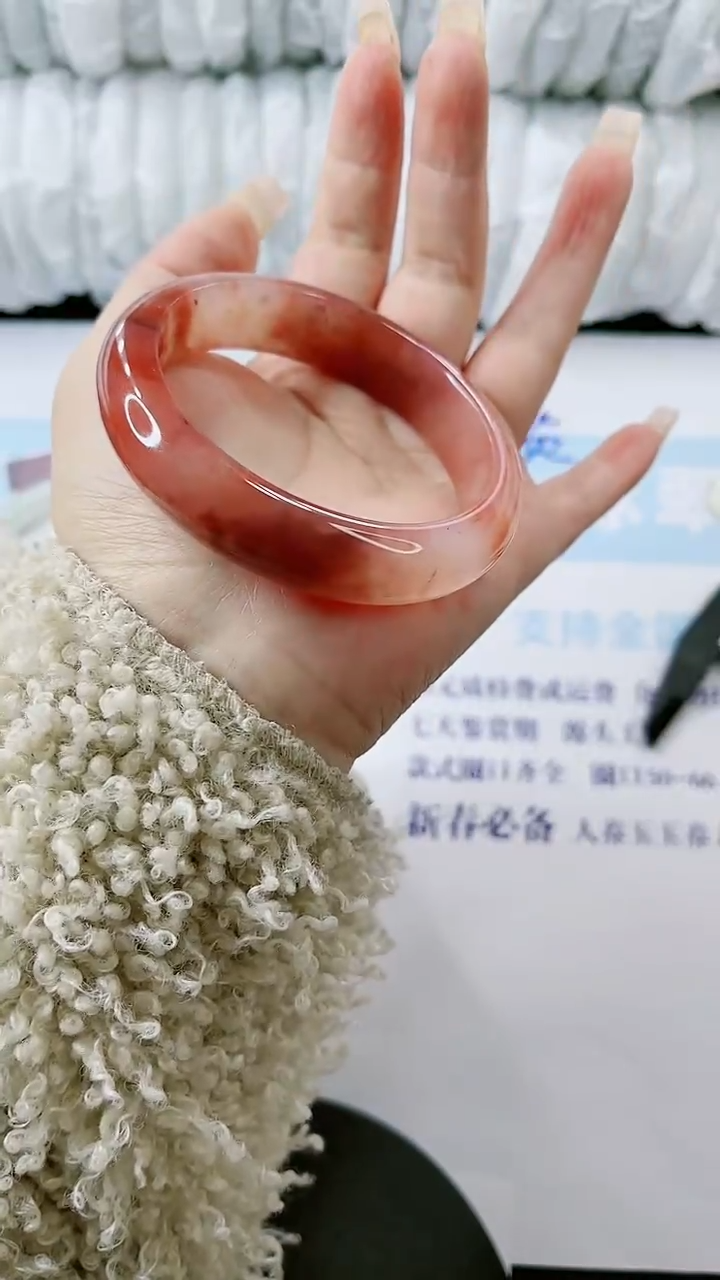 【闪购商品】石英质玉手镯未镶嵌多样性发货S8