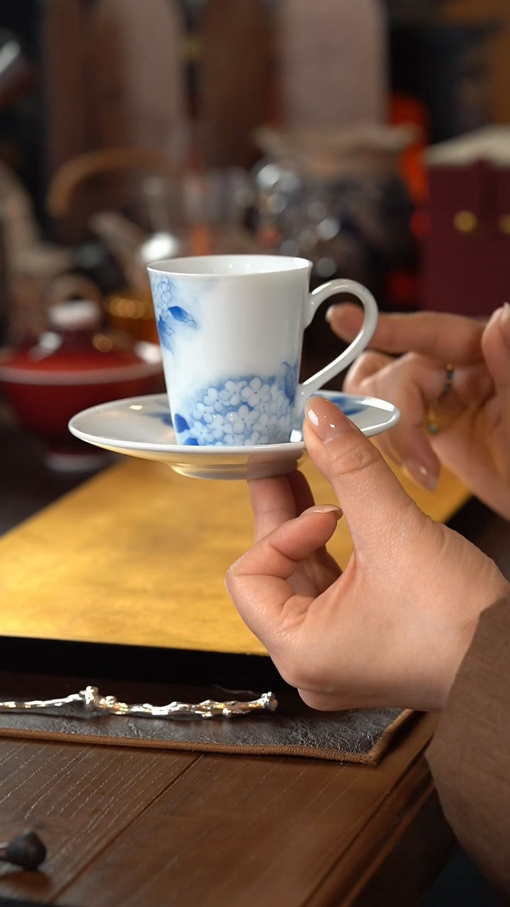 【闪购商品】[刷刷专属]青时集·绣球花系列咖啡杯+托