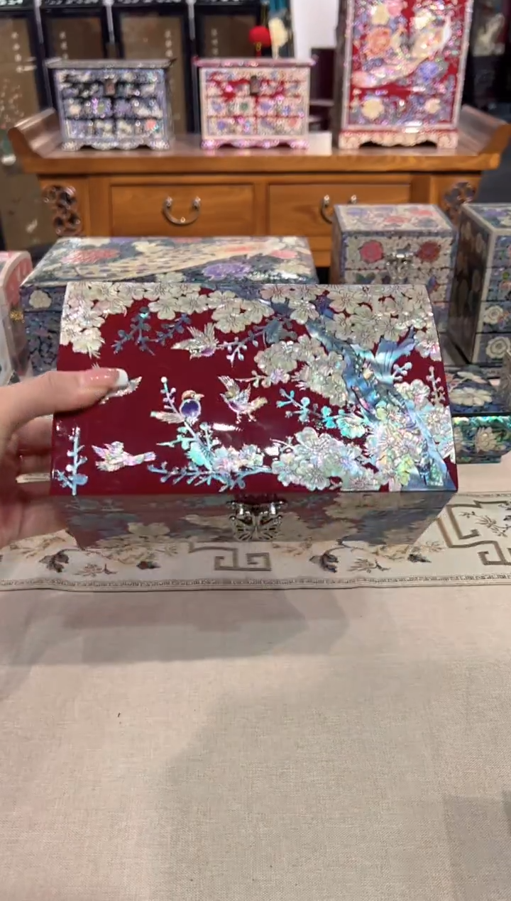 【闪购商品】按扣绒布底·弘贝雅螺钿漆器文化馆