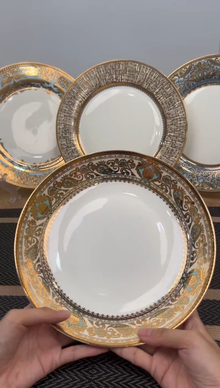 瓷片9寸深菜盘一个一单尾单福利